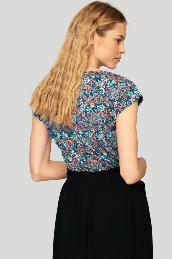 Klasyczny top z nadrukiem