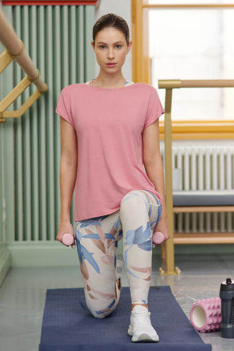 Lekka różowa koszulka Lekka różowa koszulka