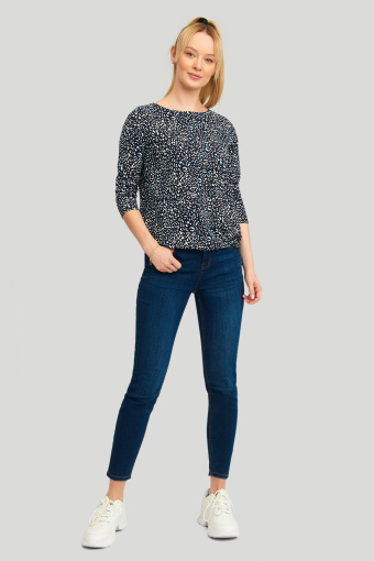 Czarny top z nadrukiem Czarny top z nadrukiem