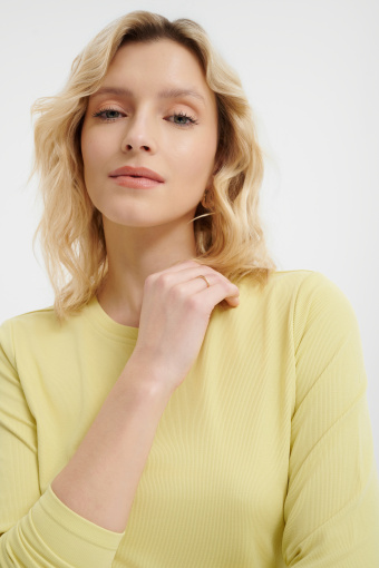 Wiskozowy top z długim rękawem