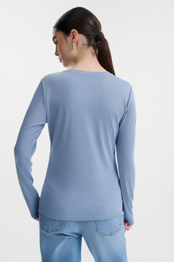 Niebieski longsleeve z wiskozą Niebieski longsleeve z wiskozą