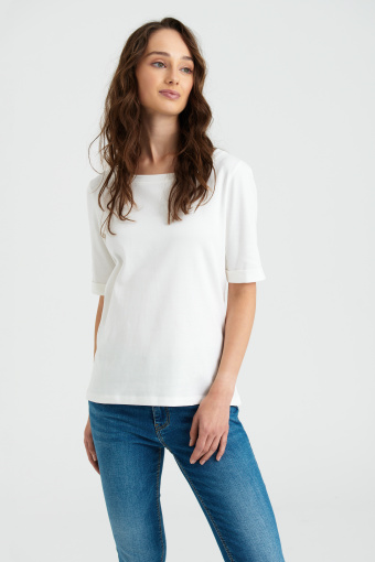 Elegancki, biały top z rękawem do łokcia