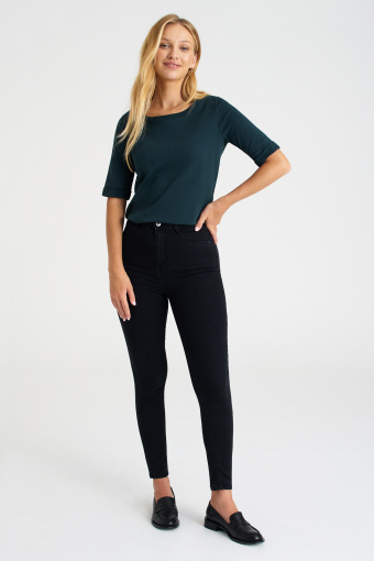 Ciemnozielony top z dekoltem w łódkę