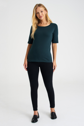 Ciemnozielony top z dekoltem w łódkę