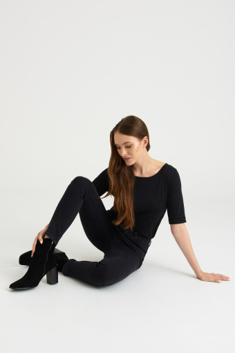 Elegancki, czarny top