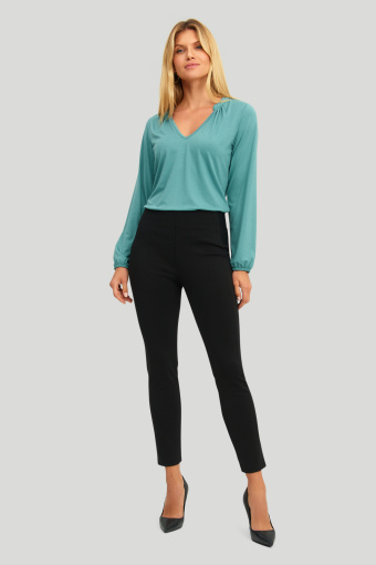 Dzianinowy top w morskim kolorze, długi rękaw