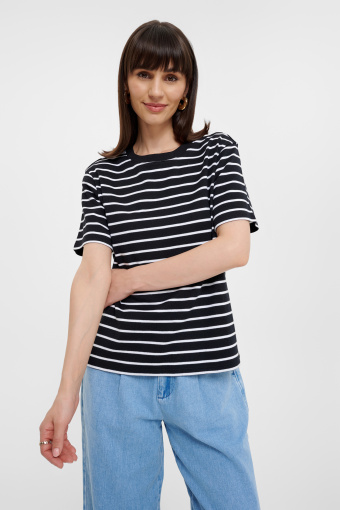 Casualowy t-shirt czarny w paski Casualowy t-shirt czarny w paski