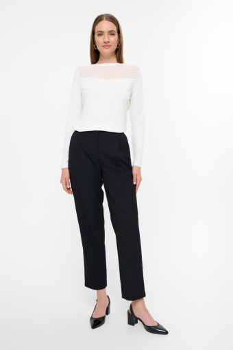 Biały top z długim rękawem Biały top z długim rękawem