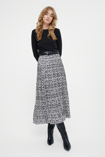 Klasyczny czarny top z długim rękawem Klasyczny czarny top z długim rękawem