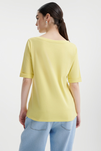 Limonkowy T-shirt o prostym kroju  Limonkowy T-shirt o prostym kroju