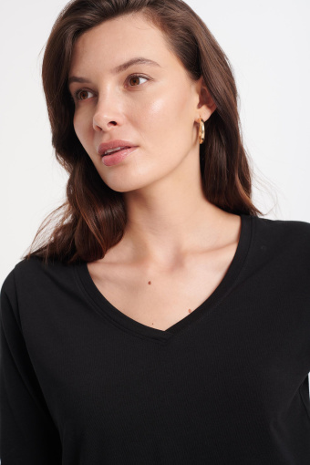 Bawełniany, czarny top z rękawem do łokcia