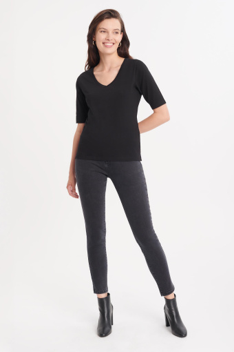 Bawełniany, czarny top z rękawem do łokcia