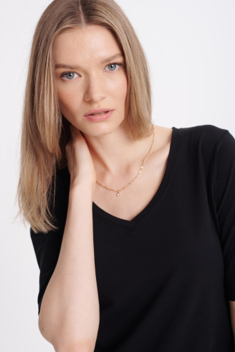 Bawełniany, czarny top z rękawem do łokcia