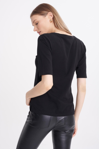 Bawełniany, czarny top z rękawem do łokcia