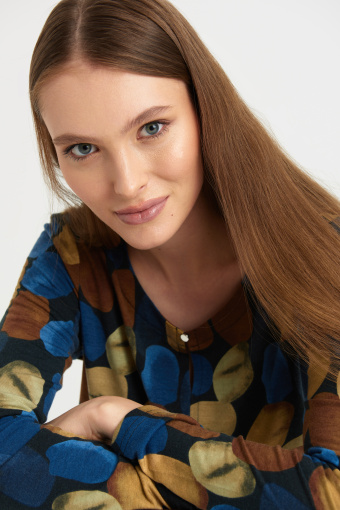 Kolorowa, dzianinowa bluzka w grochy Kolorowa, dzianinowa bluzka w grochy