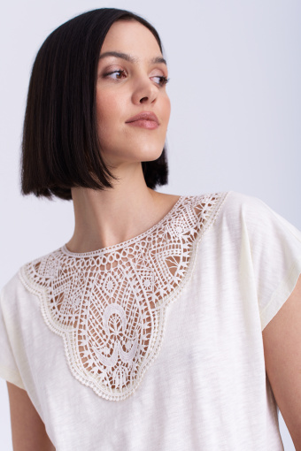 Bawełniany top z koronkowym dekoltem, biały