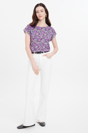 Casualowy top w fioletową łączkę Casualowy top w fioletową łączkę