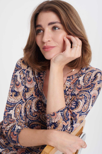 Multikolorowy top z nadrukiem typu paisley