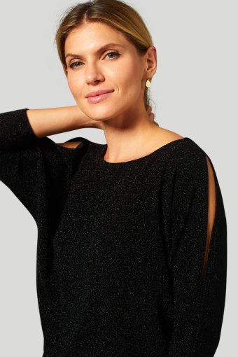 Czarny, dzianinowy top z połyskującą nitką