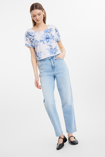 Stylowy top w niebieskie kwiaty