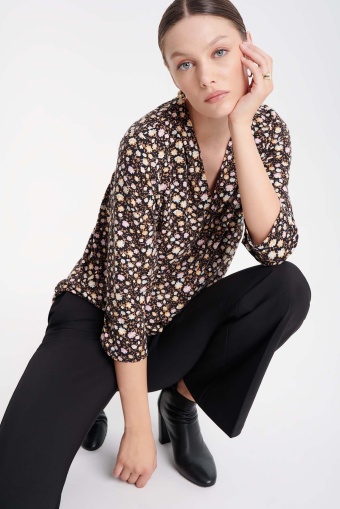 Top z nadrukiem w łączkę