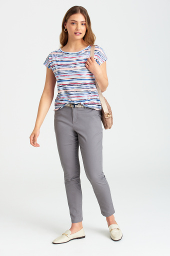 Luźny top z nadrukiem w paski i gumką u dołu Luźny top z nadrukiem w paski i gumką u dołu