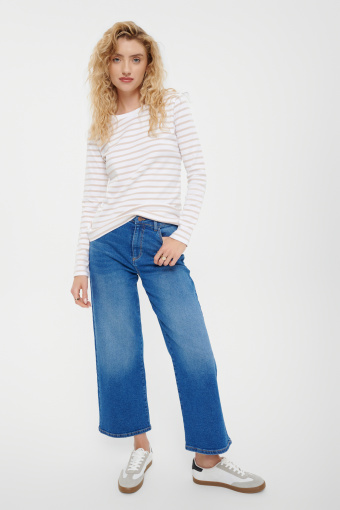 Biały dopasowany longsleeve w paski Biały dopasowany longsleeve w paski