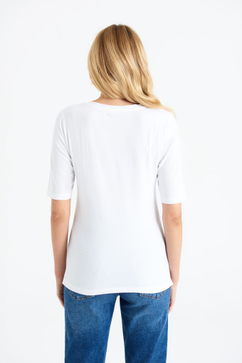 Klasyczny, biały top z dekoltem w serek