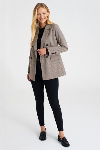 Czarny, basicowy top z długim rękawem