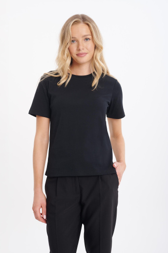 Basicowy, czarny top