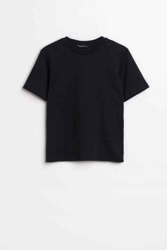 Basicowy, czarny top