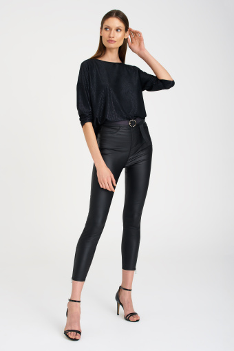Połyskujący, luźny top z widoczną strukturą, czarny