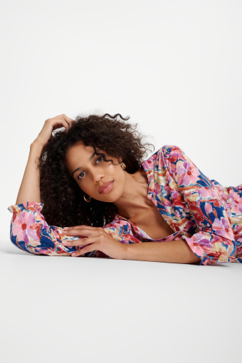 Multikolorowy top z rękawem 3/4 Multikolorowy top z rękawem 3/4