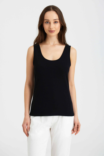 Uniwersalny, czarny top na ramiączkach