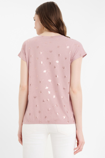 Jasnoróżowy top w błyszczący print