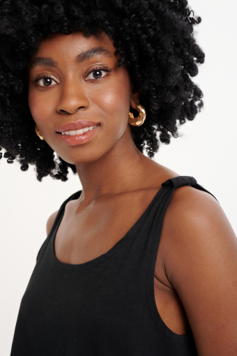 Bawełniany top na ramiączkach czarny Bawełniany top na ramiączkach czarny