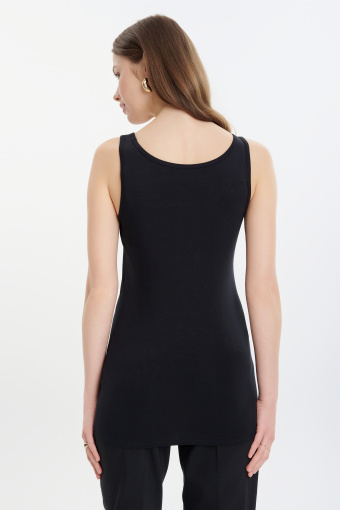 Czarny dopasowany top basic