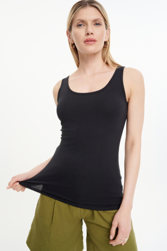 Czarny dopasowany top basic