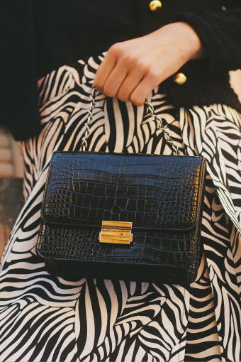 Elegancka, czarna torebka