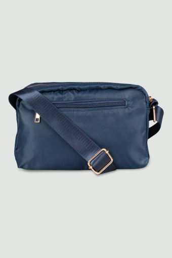 Torebka w granatowym kolorze