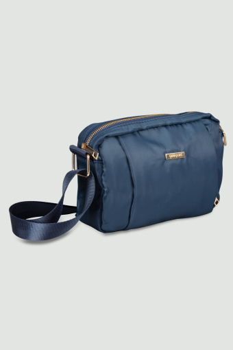 Torebka w granatowym kolorze