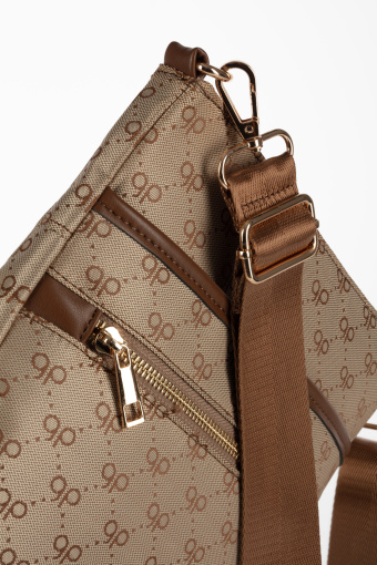 Praktyczna listonoszka z monogramem Praktyczna listonoszka z monogramem