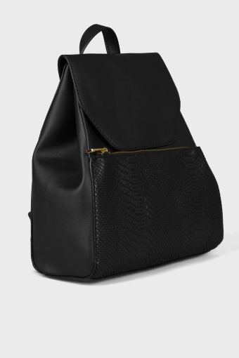 Czarny, stylowy plecak