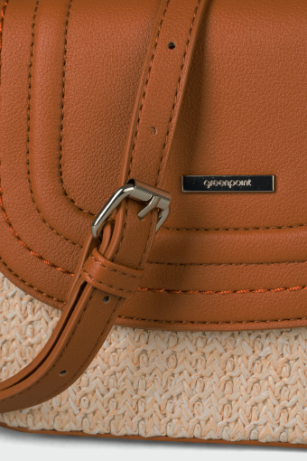 Niewielka torebka w stylu boho