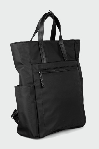 Czarny, duży plecak