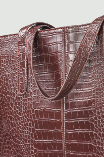 Torebka w kolorze ciemnego brązu