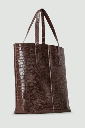 Torebka w kolorze ciemnego brązu