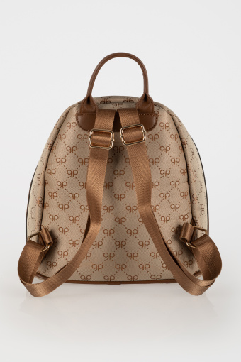 Plecak w beżowym kolorze