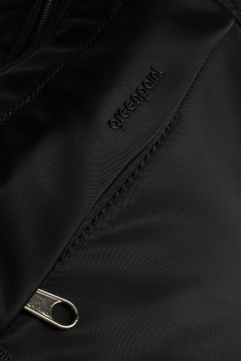 Praktyczna czarna torebka 