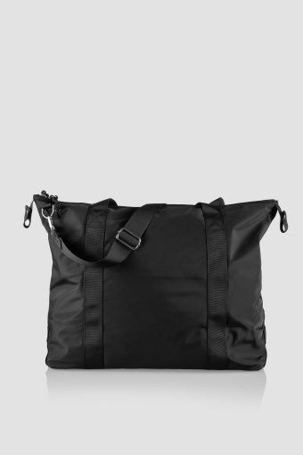 Praktyczna czarna torebka 